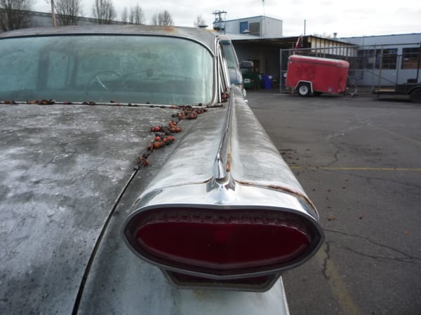 1959 Oldsmobile Super 88 - Its Redeeming Features Are Under The Skin 11 CC P80 022
