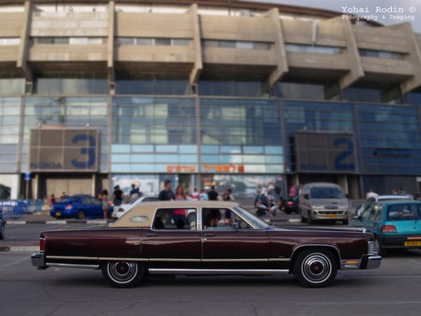 CCs In Israel: March 2020 – Usual Suspects Apply Here 15 1977 Maroon Lincoln Continental Town Car