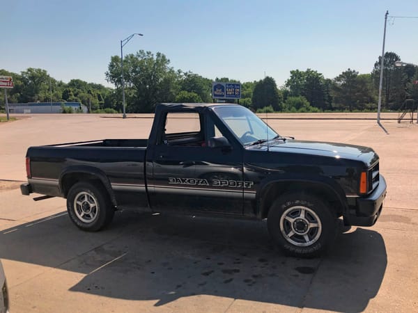 Curbside Classic: 1989 Dodge Dakota Sport Convertible - All Trends Have Their Limits 17 1989 Dodge Dakota Sport Convertible passenger side