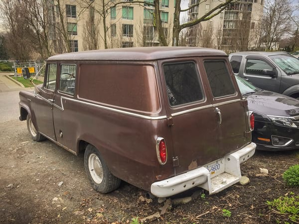 58 60 IH Travelall LR34 0090