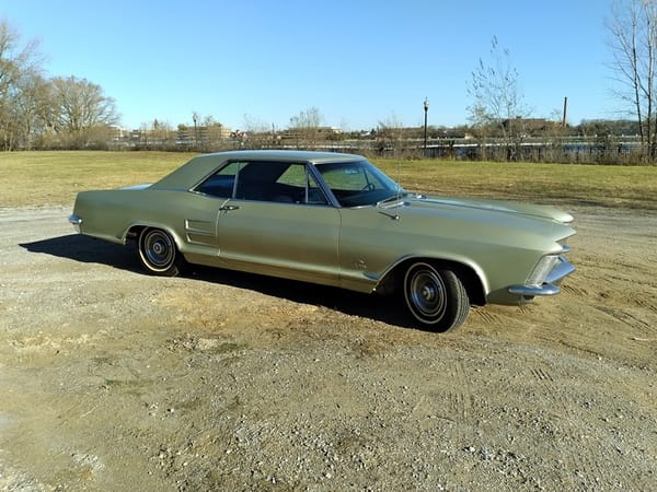 COAL: 1963 Buick Riviera - "Here's Where Man And Riviera Get To Know Each Other" 15 20221126 134354b