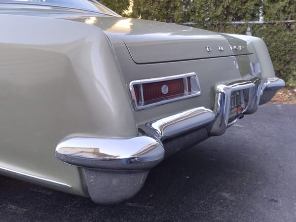 COAL: 1963 Buick Riviera - "Here's Where Man And Riviera Get To Know Each Other" 23 20221126 151712