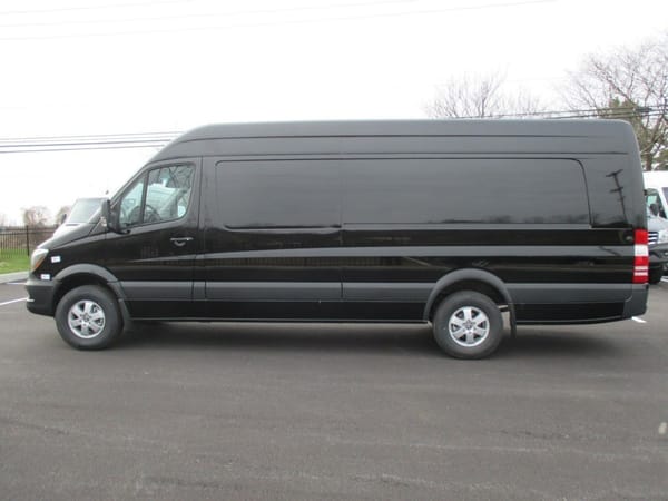 Cohort Pic(k) of the Day: The World's Longest Mercedes Sprinter? 2 eef33d9fae5c942820363541bea0e2ec