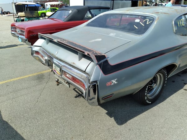 Curbside Classics: 1972 Buick Sport Wagon, 1972 Heavy Chevy & 1971 Buick GSX - "Better Go Home, Son, And Make Up Your Mind" 15 20220917 132958