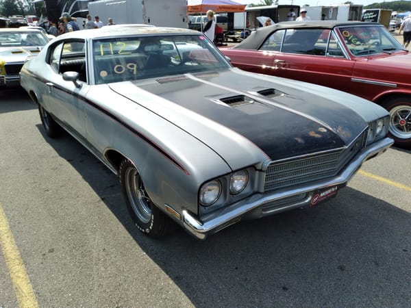 Curbside Classics: 1972 Buick Sport Wagon, 1972 Heavy Chevy & 1971 Buick GSX - "Better Go Home, Son, And Make Up Your Mind" 13 20220917 133038