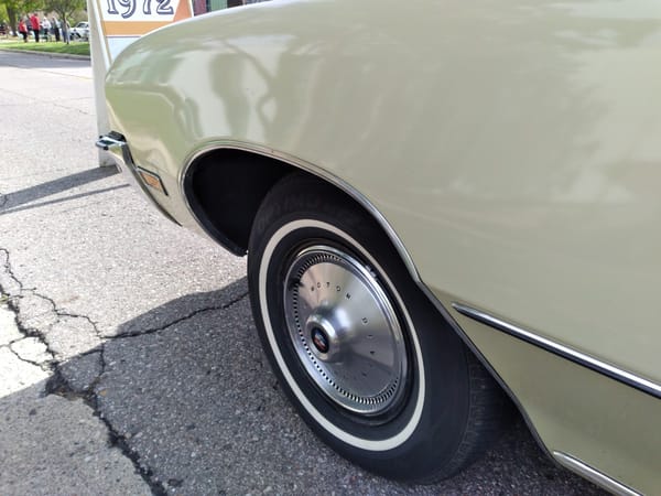 Curbside Classics: 1972 Buick Sport Wagon, 1972 Heavy Chevy & 1971 Buick GSX - "Better Go Home, Son, And Make Up Your Mind" 6 20220918 111954