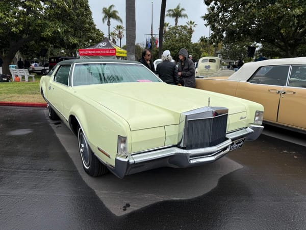 1972 Lincoln Continental MkIV 1