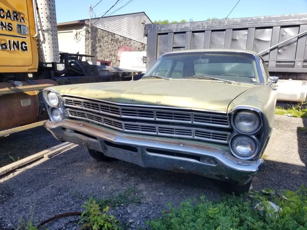 Trail Side Classics: '67 Galaxie 500 Sedan And Other Finds Along the Montour Trail 1 20250525 081014 54544346959 o