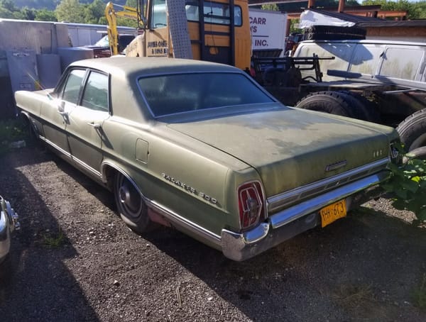 Trail Side Classics: '67 Galaxie 500 Sedan And Other Finds Along the Montour Trail 29 Captura de pantalla 2025 06 26 07.41.15