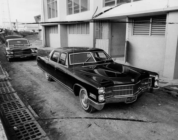 Vintage Snapshots: American Cars In Puerto Rico, 1950's-1960's 9 Screenshot 20230703 000301