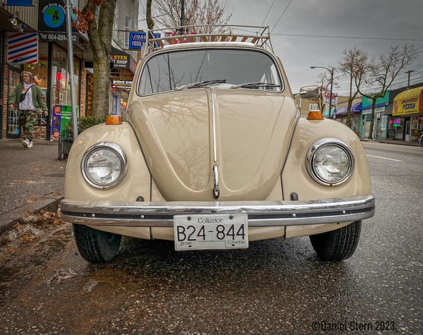 1968 Volkswagen Beetle With Roof Rack - Speaking of Chewing Gum… 6 68 Beetle Front 7514