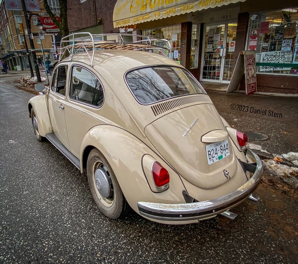 1968 Volkswagen Beetle With Roof Rack - Speaking of Chewing Gum… 1 68 Beetle LR34 7526