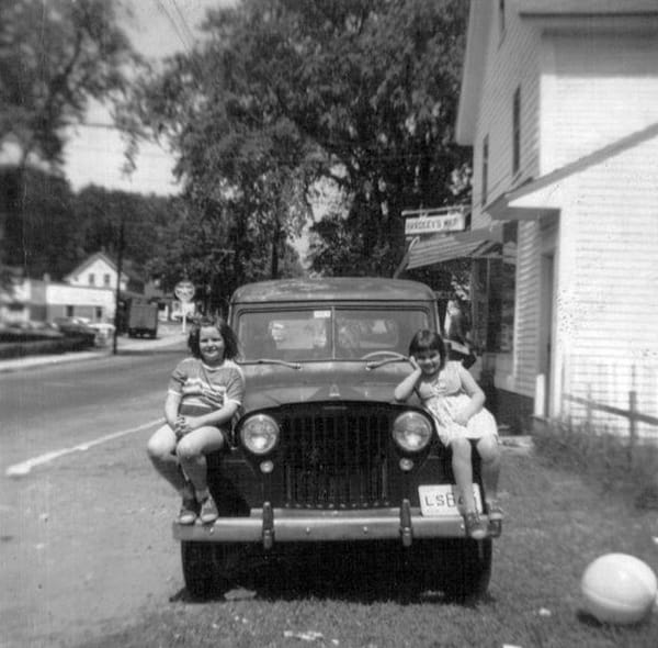 Vintage Snapshots: Early Jeep Adopters - 1950s-1970s 6 586f446cdfea094870272e090c92715e