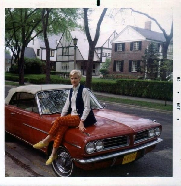 Vintage Snapshots: Fashions And Cars Of The '60s & '70s 7 34f1c33005bd50abe90c68cb06cad2aa