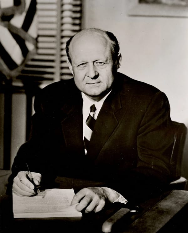 B&W photo of Val Peterson