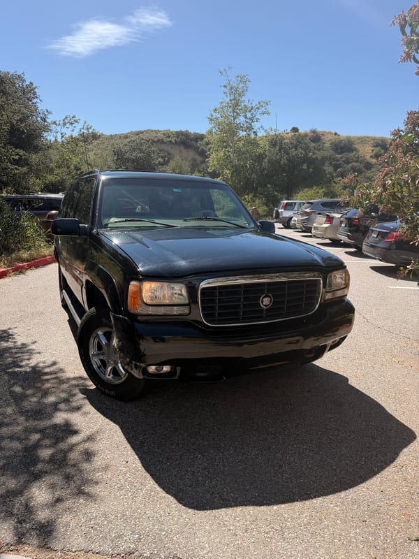 My 2000 Cadillac Escalade - GM Does Badge Engineering Right For A Change 7 IMG 6976