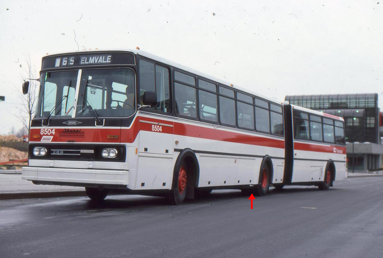 Ikarus 280 Articulated City Bus (1987) Exterior and Interior 