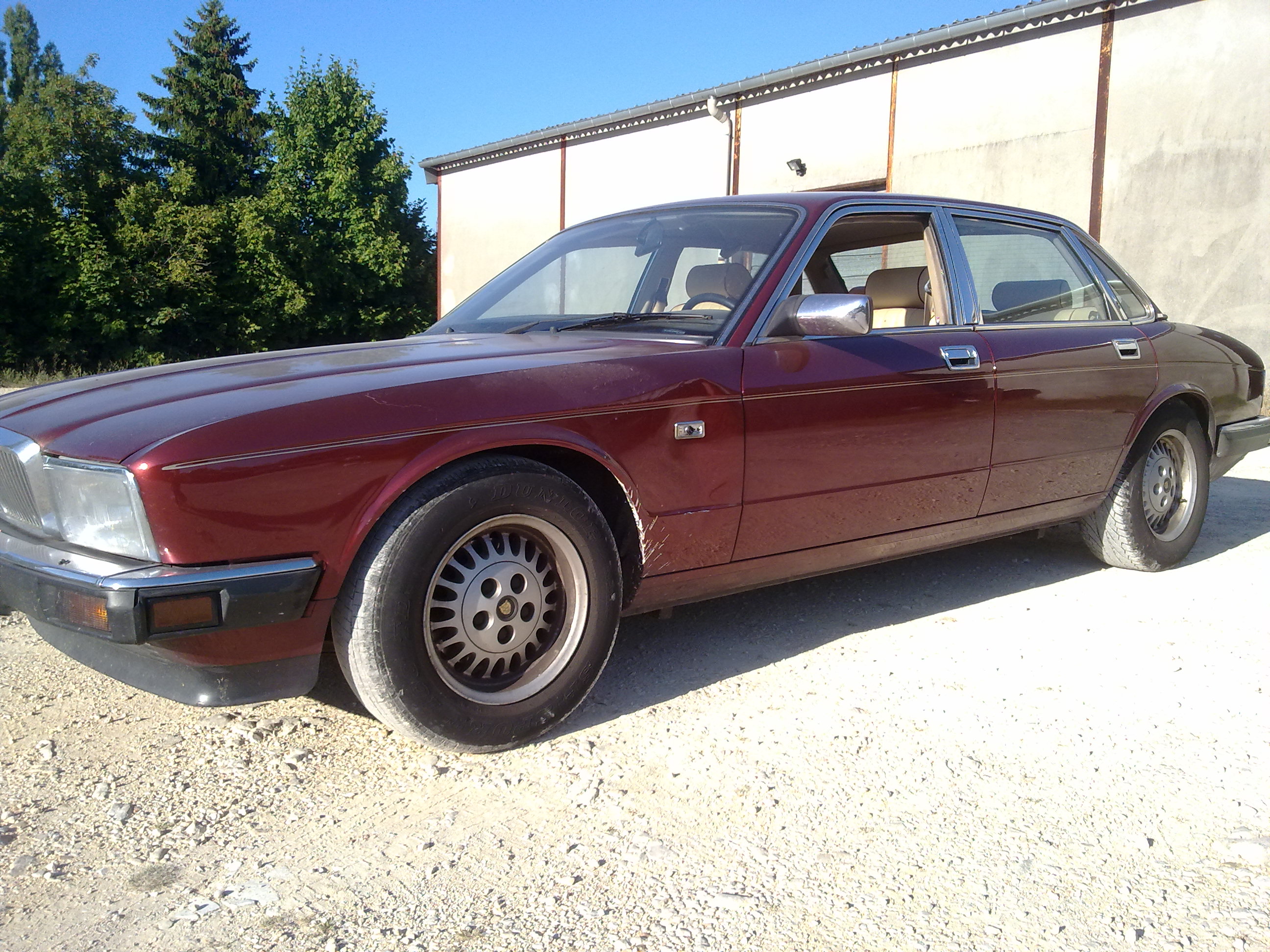 Curbside Classic:  Jaguar XJ6 XJ   Beauty Is A Beast