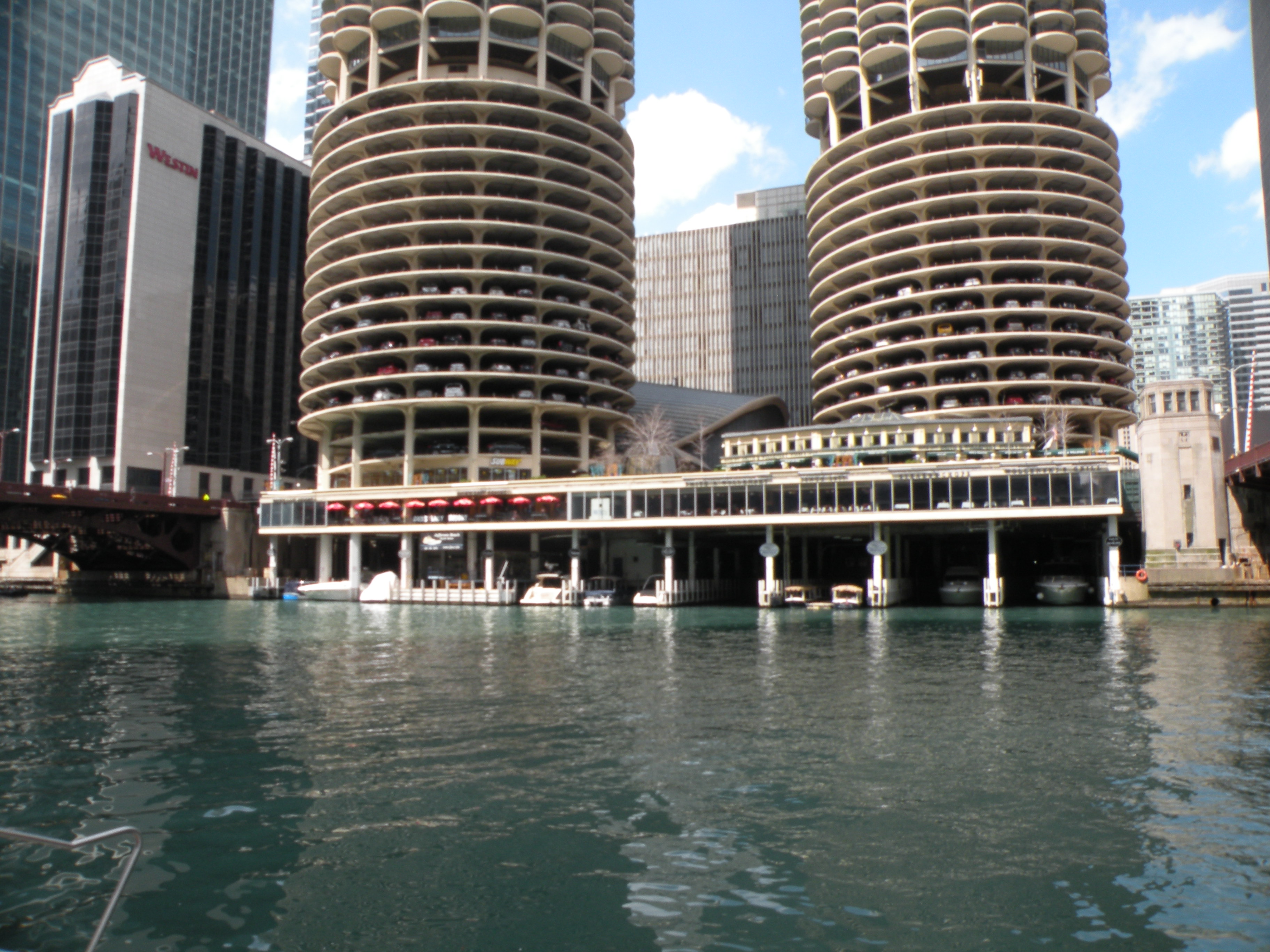 Marina City, circular parking garage. Chicago. Illinois, USA, Stock Photo,  Picture And Rights Managed Image. Pic. D65-310288