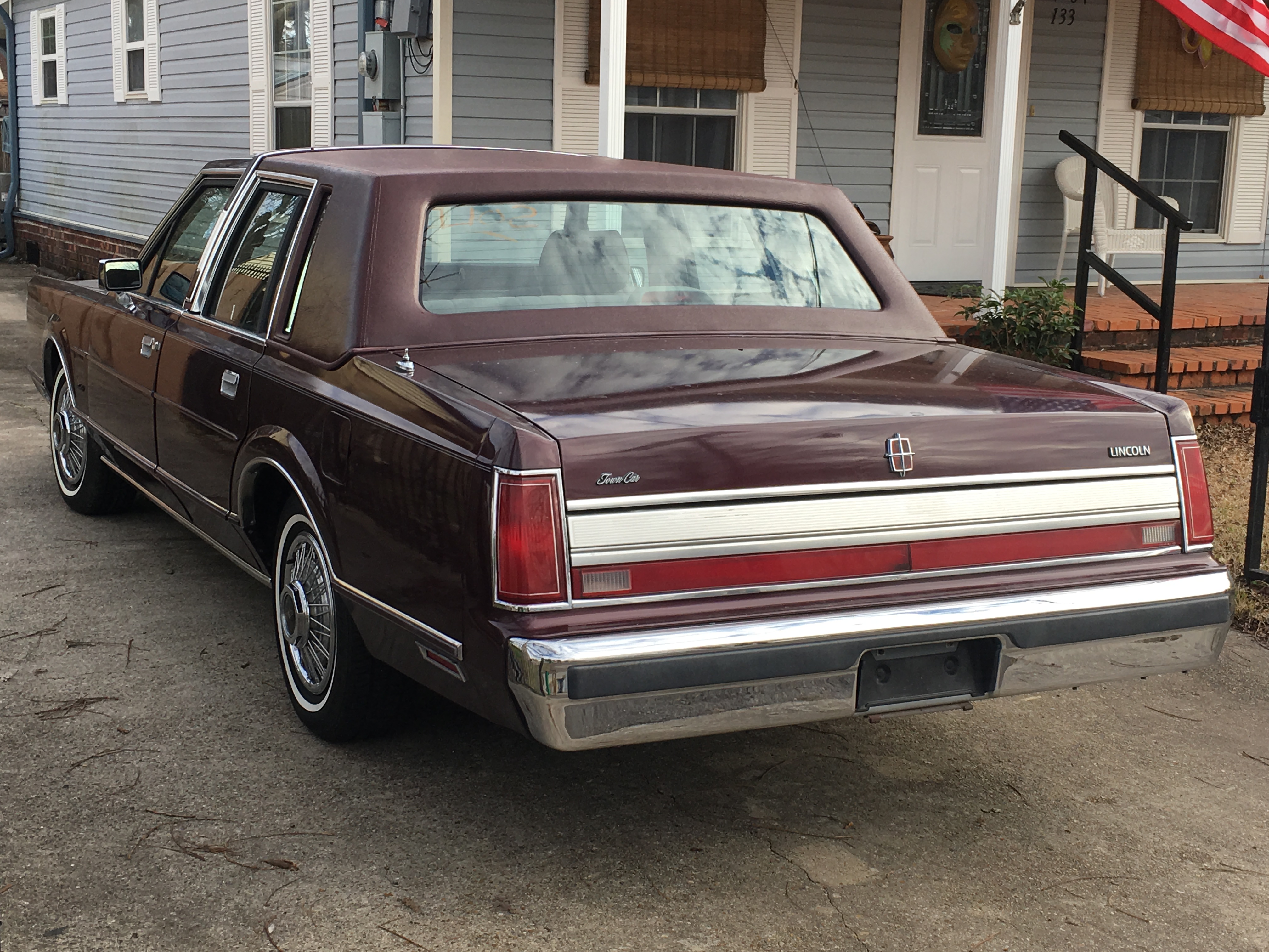 1989 lincoln town car cartier