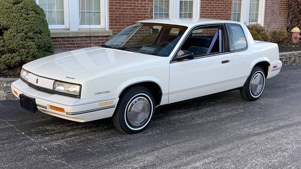 In Motion Classic 1990 Oldsmobile Cutlass Calais And The
