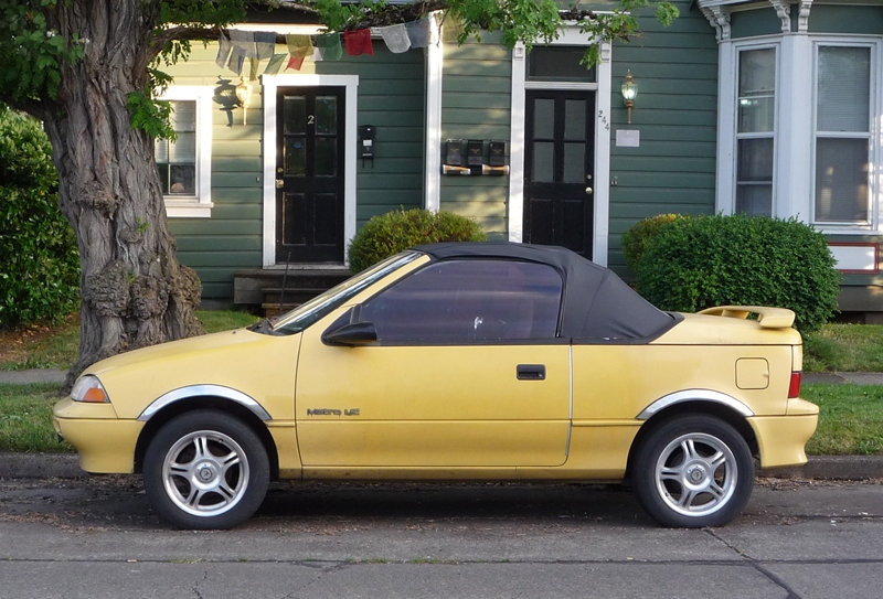 curbside classic geo metro convertible did i take the autopia offramp