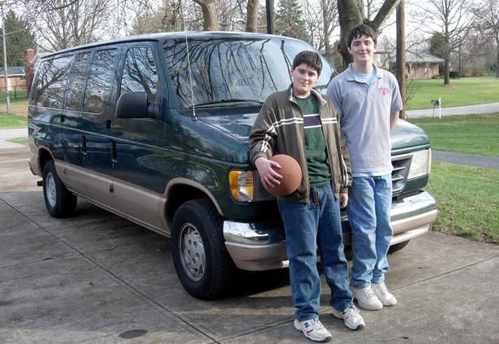 94 Ford club wagon chateau #5