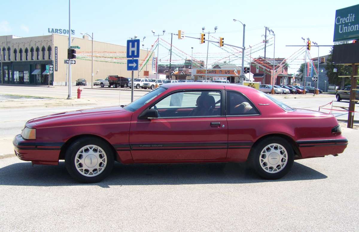 1987-88 Ford thunderbird turbo coupe