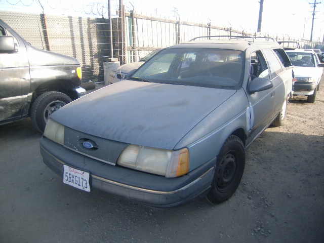 1988 Ford taurus #2