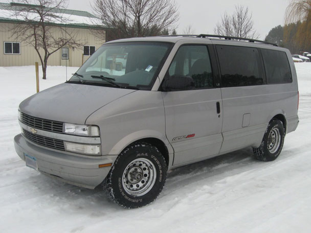 COAL: 2001 Chevy Astro - Hold On Tight! - Curbside Classic