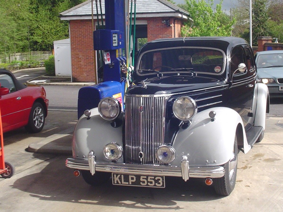 Ford pilot v8 1949 #9