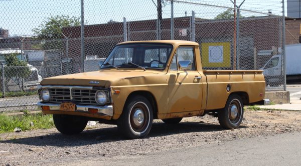 a MINI pickup truck from 1972 recalls a forgotten part of the