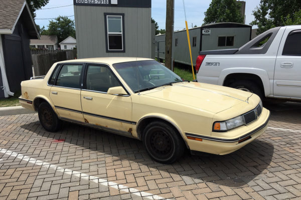 CC Outtake 1988 Oldsmobile Cutlass Ciera Roach Of The Road In Transition Curbside Classic