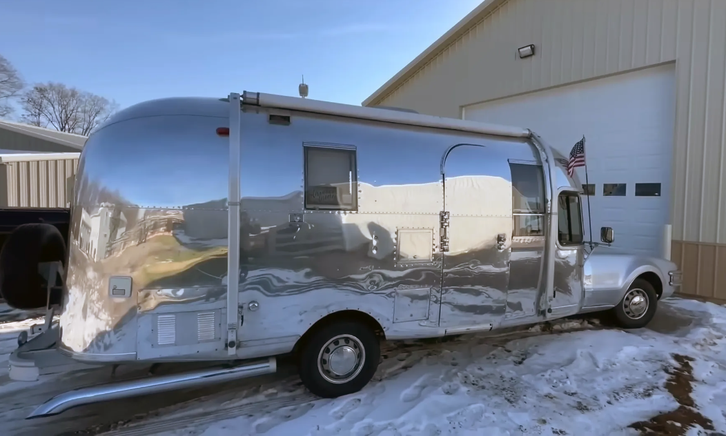 Oldsmobile Rv The Airnado: The 1969 Oldsmobile Toronado-Airstream Motorhome Mashup ...