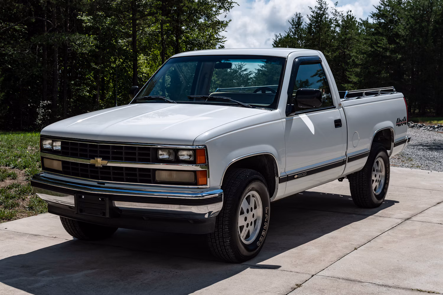 1988 Chevrolet K1500 Silverado: An All-New "Aero" Truck After 15 Years Of Squarebodies 1 Driver front 3q picture of white 1988 Chevrolet K1500 Silverado